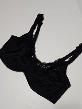 Kathy Ireland Black Lace Underwire Full Coverage Bra Size 38D